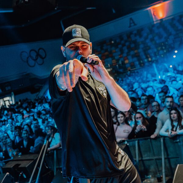 kreisligalegende-kuenstler-buchen-party